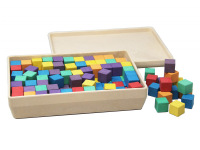 Box mit 150 farbigen Würfeln